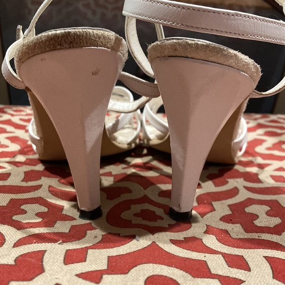 VNTG Miniatures by Cinderella of Boston, White Sandals with 3” heels, Sz 3 1/2 M - Picture 5 of 9